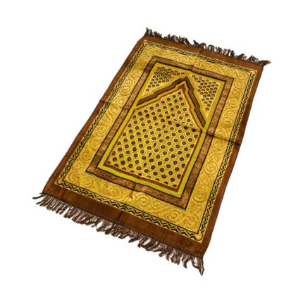 Arnura Şipinger Seccade